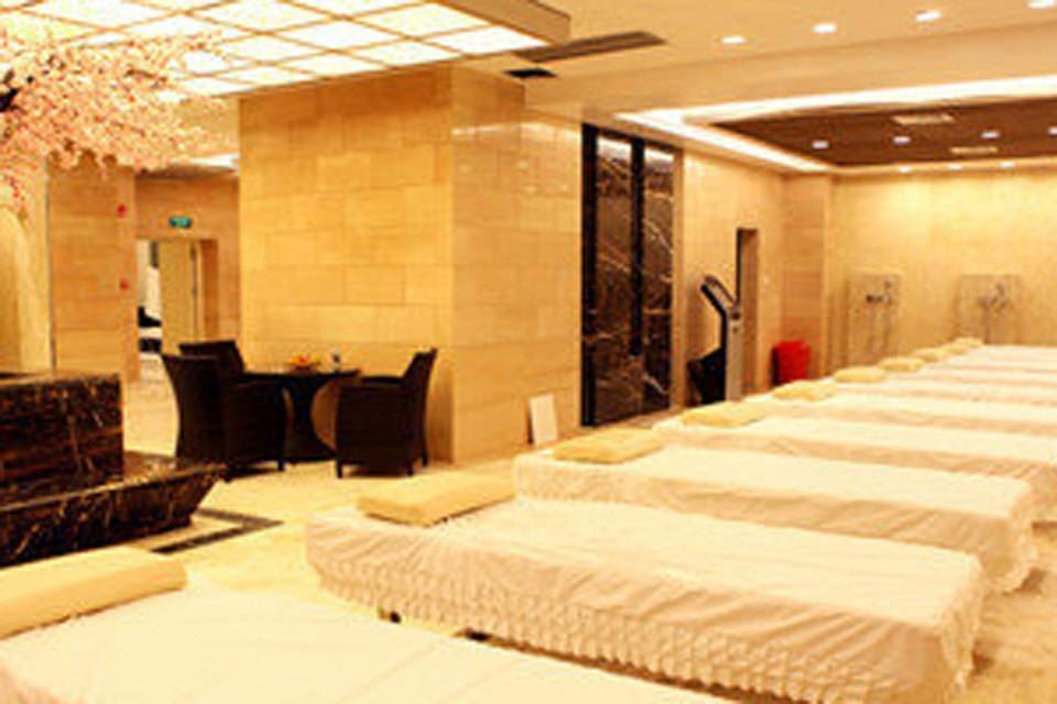 百拇大营养会馆